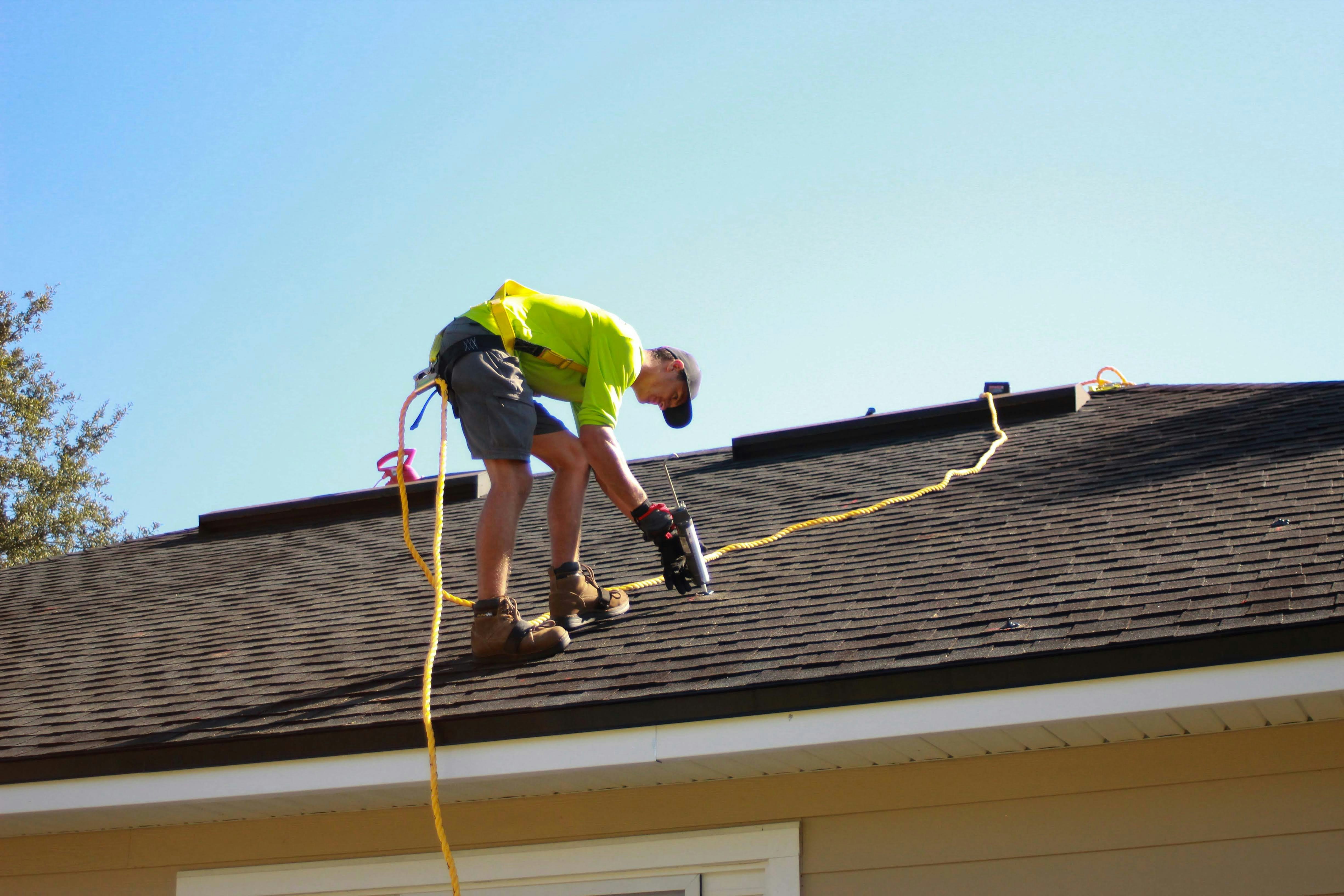 Roof installation service